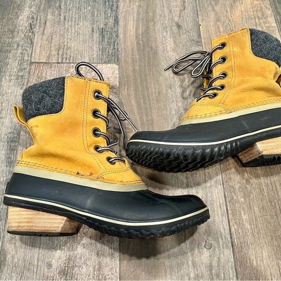 SOREL Women's Slimpack Lace II Elk Black Waterproof Duck Boots 1702251 Size 7 - Picture 2 of 8